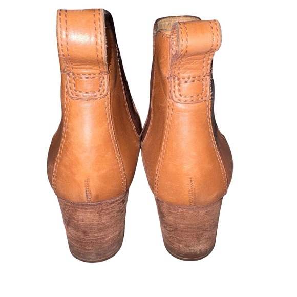 Madewell the Brady Leather Chelsea Ankle Boots Cognac English Saddle Size 8 - Picture 4 of 6